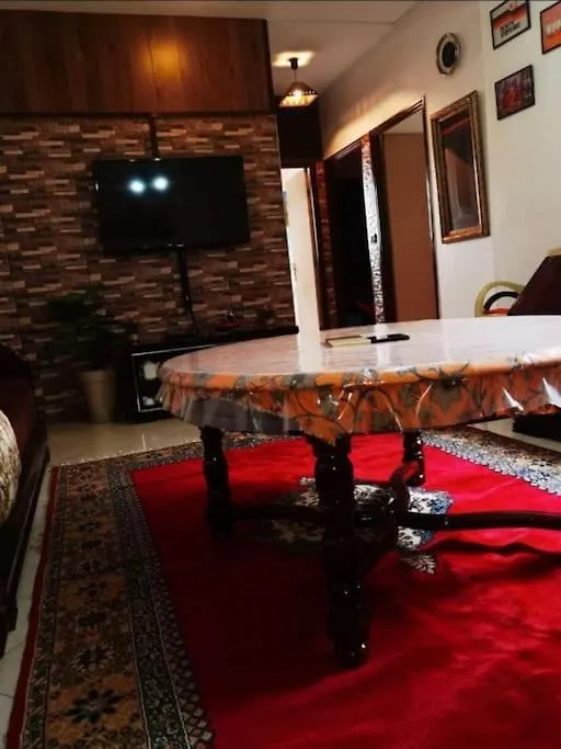 Familial Appartement Au Rez-De-Chausse Tres Propre Αγκαντίρ